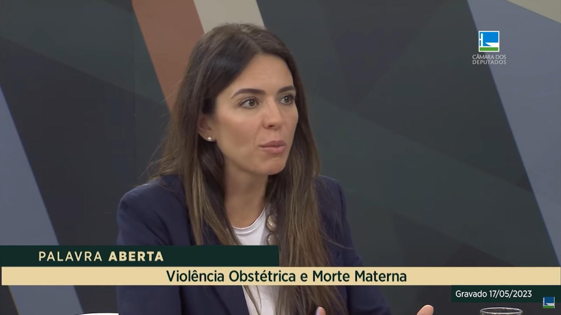 Any Ortiz defende ações para combater violência obstétrica