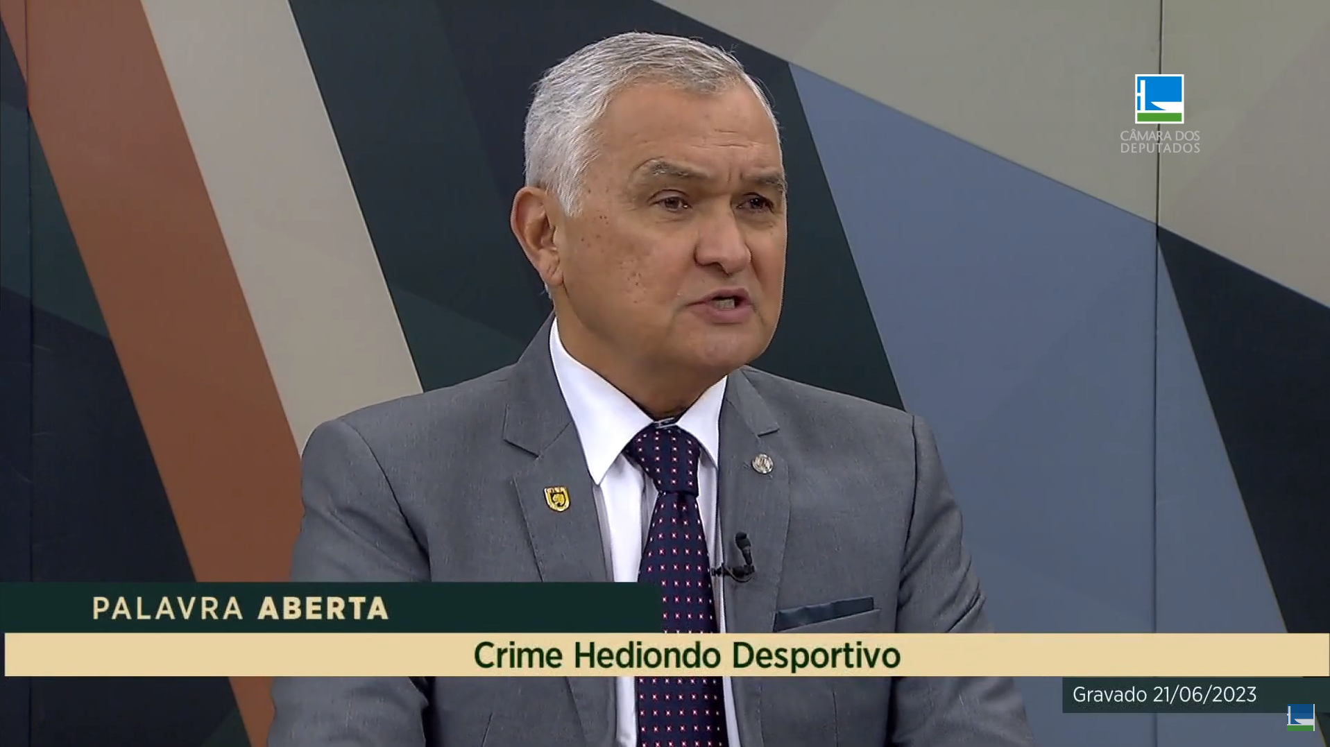 General Girão apresenta projeto que transforma racismo no futebol em crime hediondo