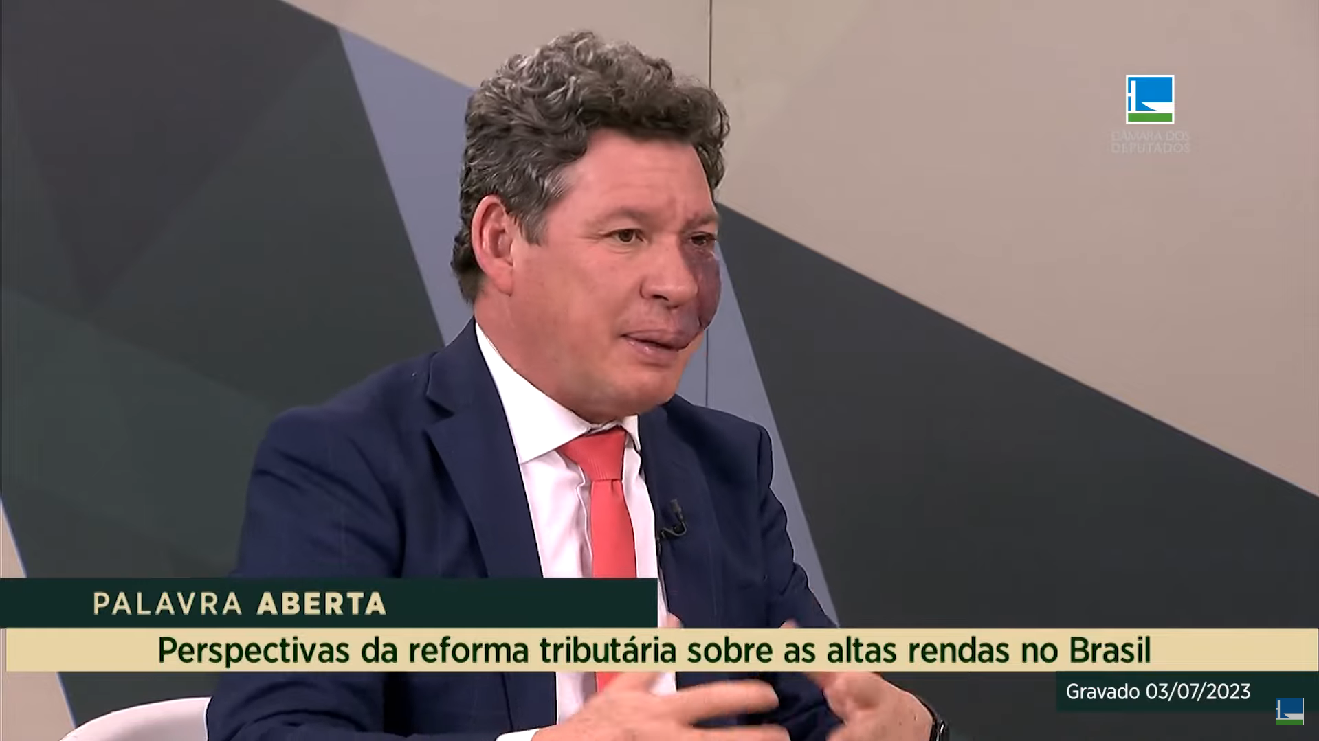 Reginaldo Lopes comenta perspectivas da reforma tributária sobre as altas rendas no Brasil