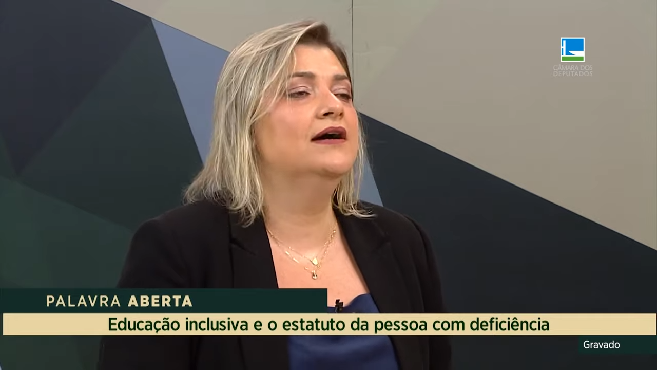 Professora Luciene Cavalcante quer assegurar inclusão do aluno com deficiência na escola