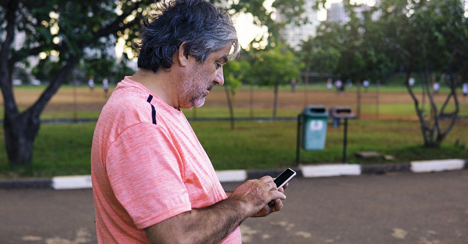 Comunicação com o público 50+