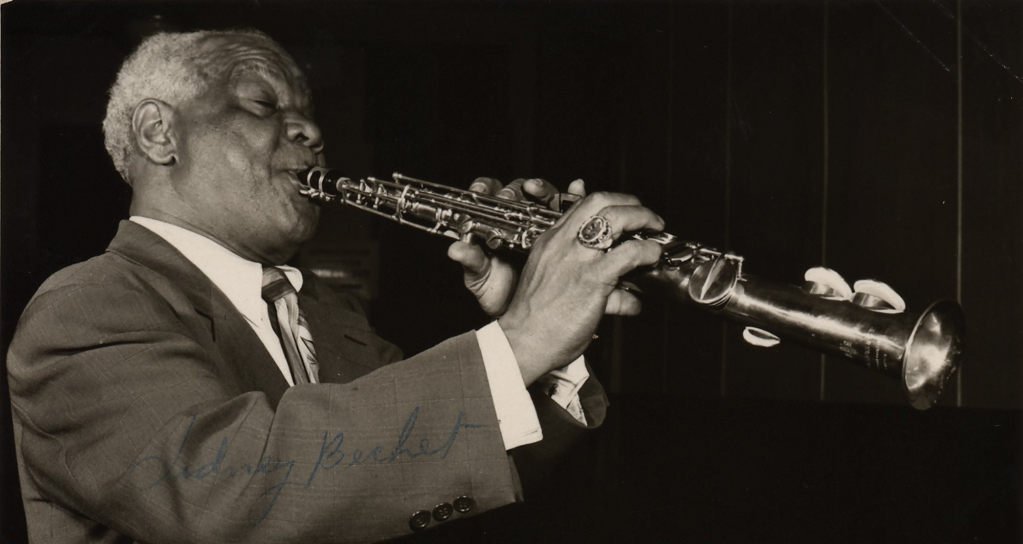Temas inesquecíveis interpretados pelo clarinetista e saxofonista Sidney Bechet