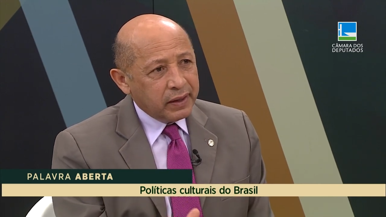 Alfredinho comenta políticas culturais do Brasil