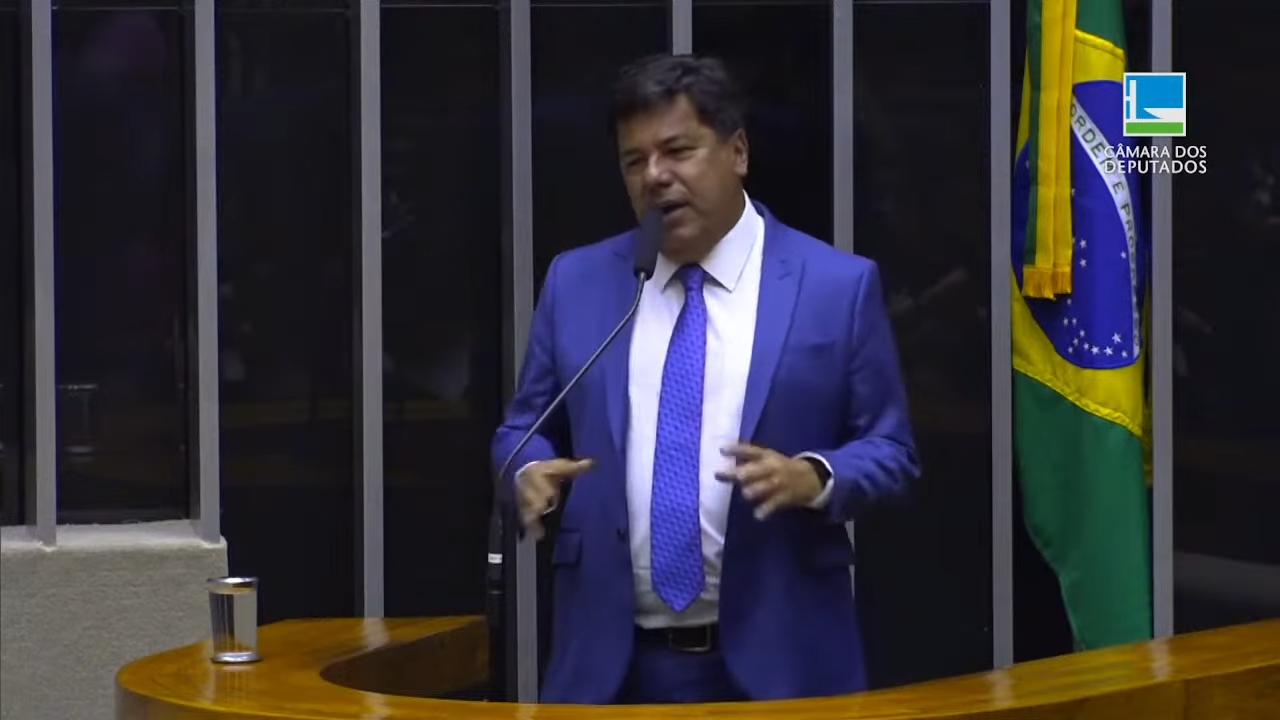 Direto da Câmara destaca pauta prevista para o Plenário nesta semana - 18/12/2023