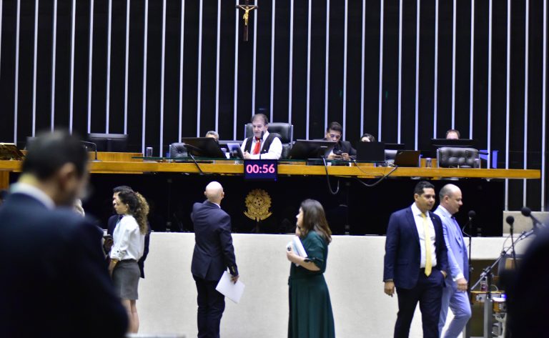 Discussão e votação de propostas. Dep. Pompeo de Mattos(PDT - RS)