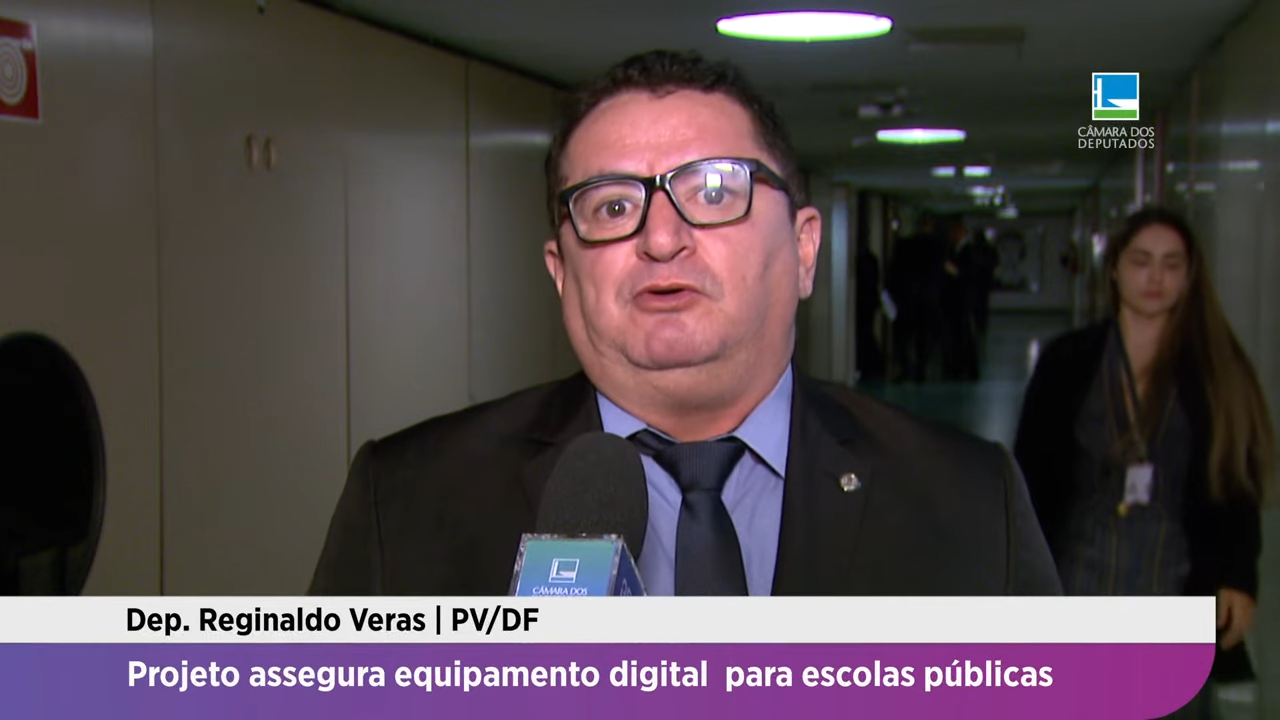 Projeto assegura equipamento digital para escolas públicas - 25/01/24