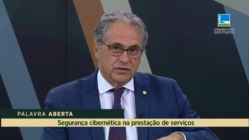 Carlos Zarattini defende regras para segurança cibernética na prestação de serviços