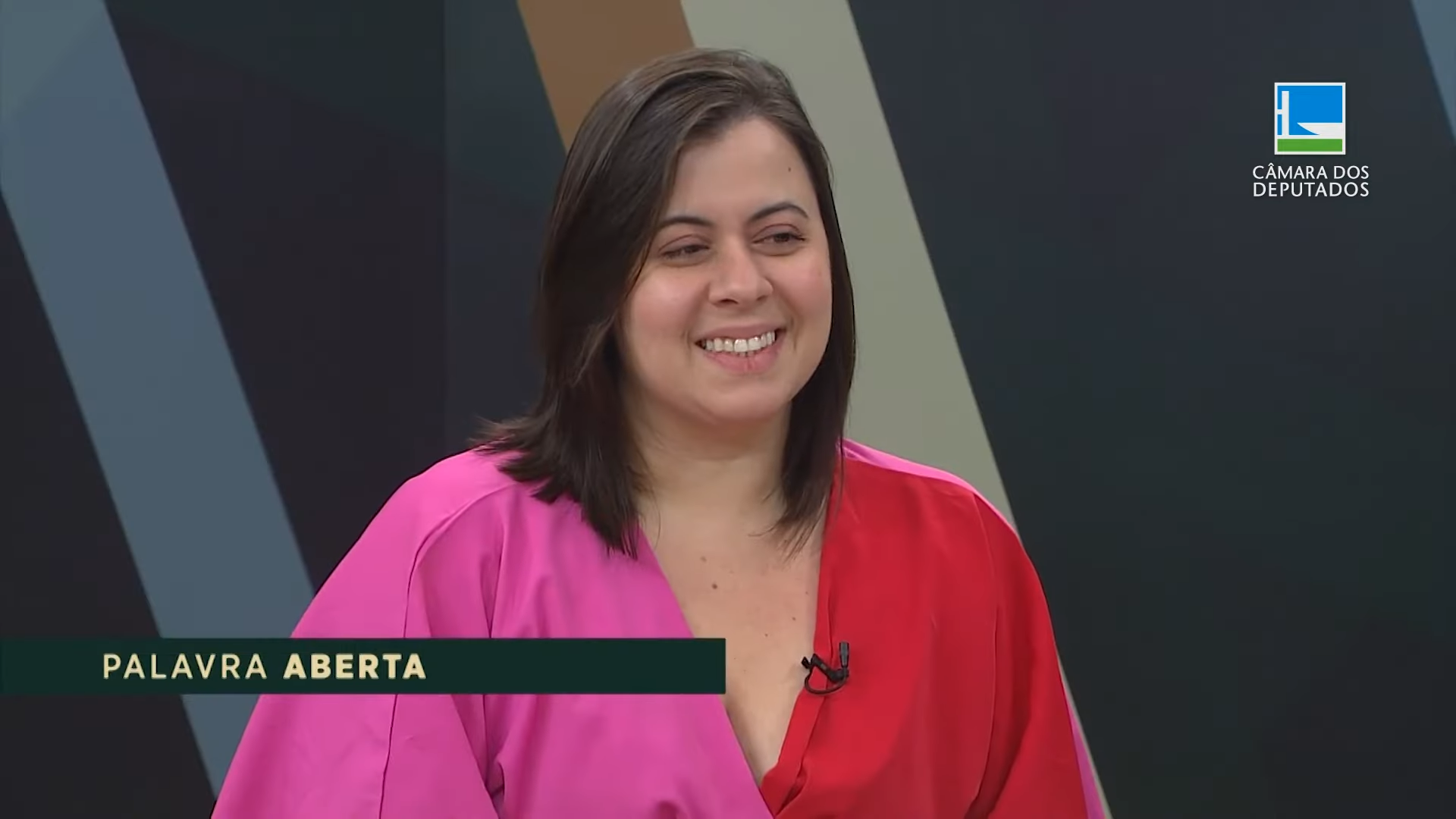 Sâmia Bomfim celebra 40 anos do MST