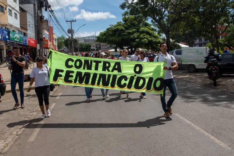 Comissão mista debate violência contra a mulher e aplicação da Lei do Feminicídio; participe – Notícias