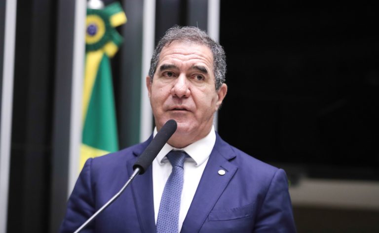 Discussão e votação de propostas. Dep. Luiz Gastão(PSD - CE)