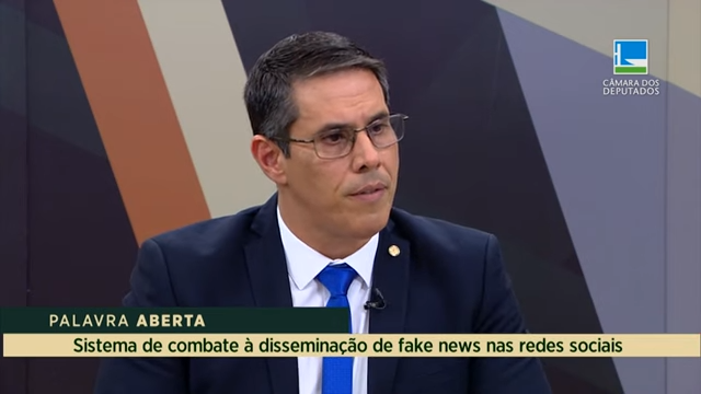 Amaro Neto propõe sistema para combater notícias falsas nas redes sociais