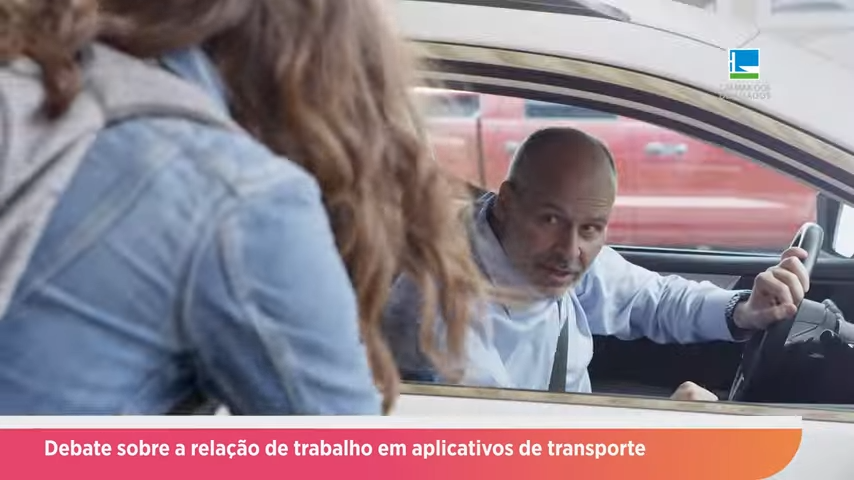 Debate sobre a relação de trabalho em aplicativos de transporte