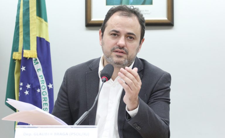 Audiência Pública - Rede de Atenção Psicossocial (RAPS) na garantia dos Direitos Humanos das pessoas acometidas de transtorno mental. Dep. Glauber Braga (PSOL - RJ)