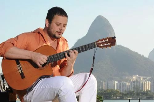 Moyseis Marques: devoto da raiz do samba