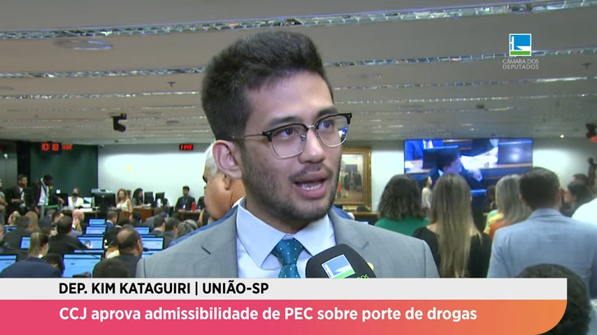 PEC de posse e porte de drogas é aprovada em comissão