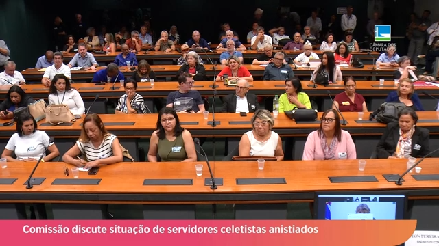 Servidores celetistas anistiados: situação é discutida em comissão