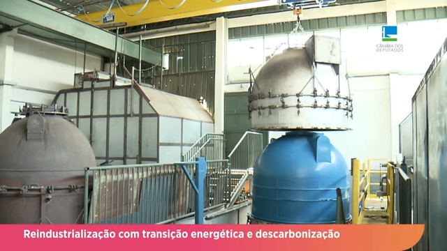 Câmara debate reindustrialização com foco na transição energética e descarbonização