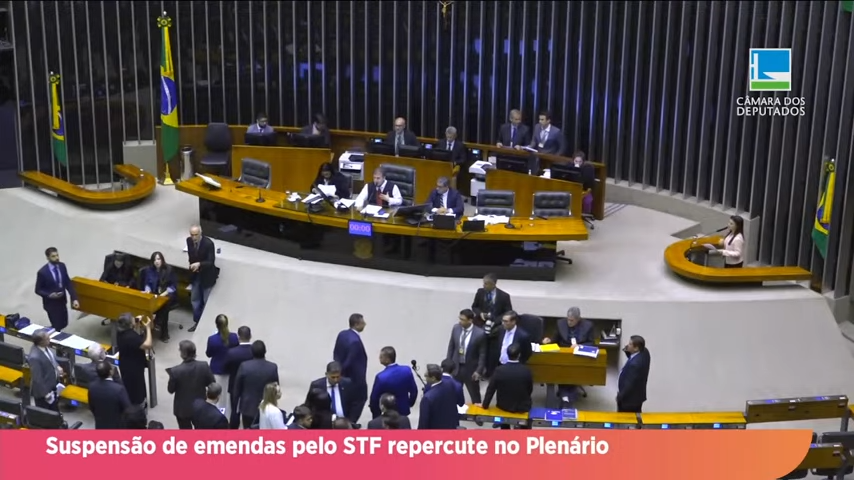 Plenário aprova criação de contas específicas para verbas da saúde