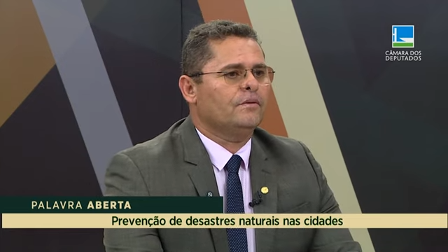 Albuquerque comenta sobre a prevenção de desastres naturais nas cidades