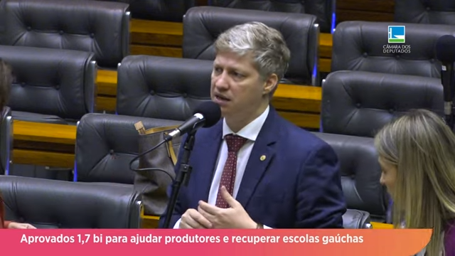 Aprovados R$ 1,7 bi para ajudar produtores a recuperar escolas gaúchas