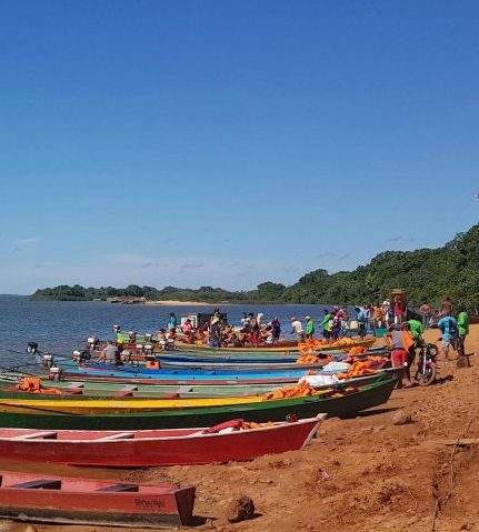 Transporte - barcos e portos - barcos pescadores embarcações pesca artesanal