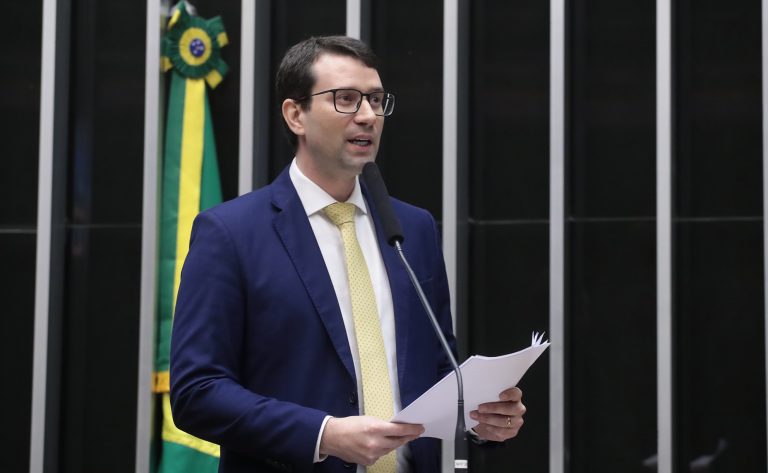 Discussão e votação de propostas legislativas. Dep. Daniel Barbosa (PP-AL)
