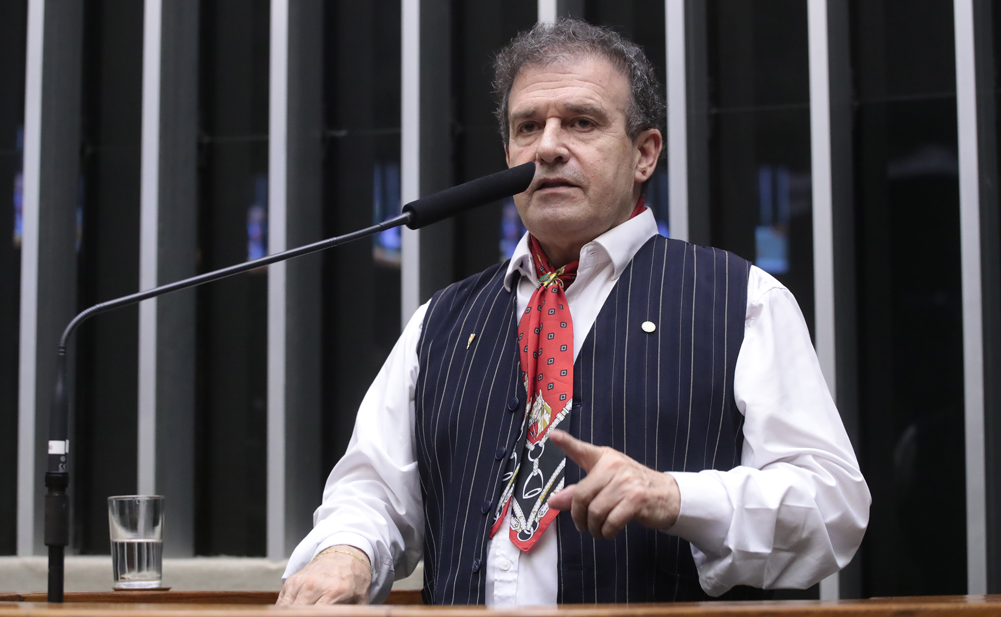 Pompeo de Mattos (PDT/RS) - Autismo: Projeto assegura medicamentos gratuito