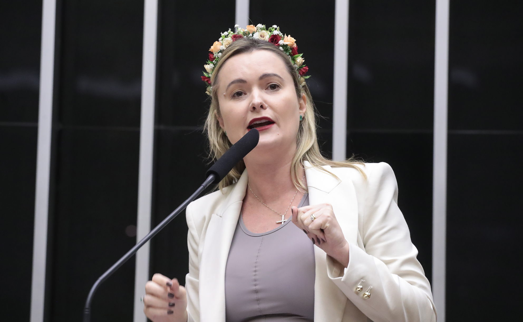 Julia Zanatta (PL/SC) - Covid-19 - Projeto suspende efeito de nota técnica sobre vacinação infantil