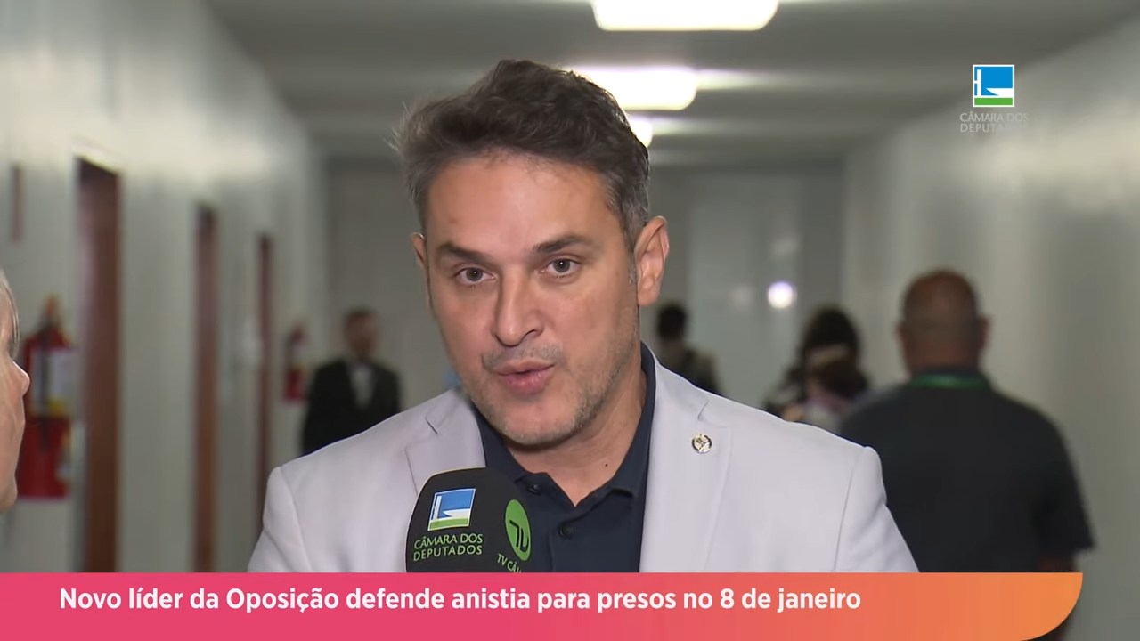 Novo líder da Oposição defende anistia para presos no 8 de janeiro