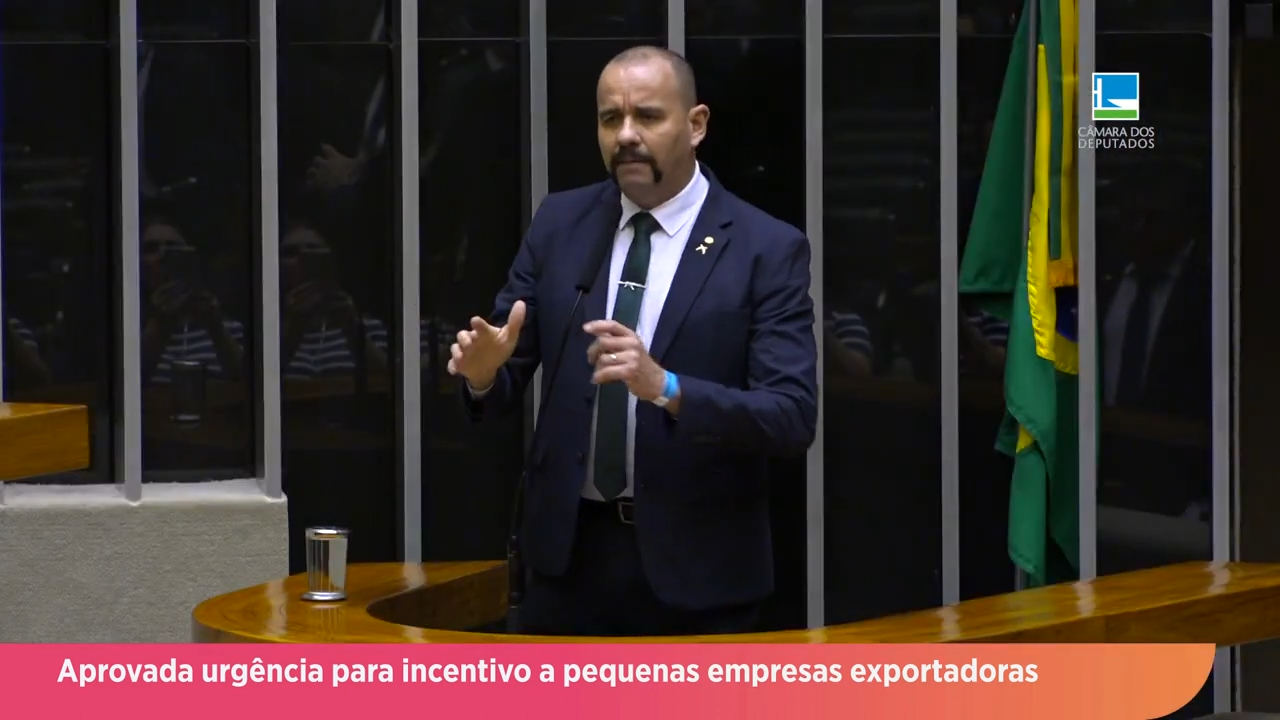 Urgência de incentivo a pequenas empresas exportadoras é aprovada