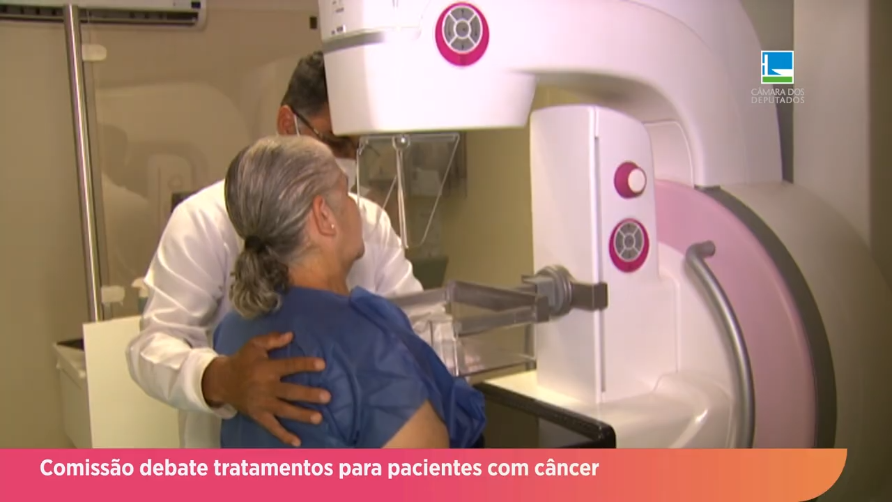 Diagnóstico precoce e novas terapias: Comissão debate desafios no combate ao câncer