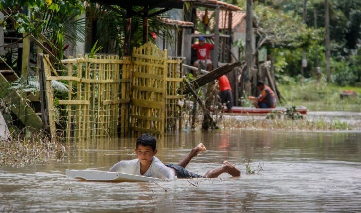Cidades - catástrofes - chuva - enchente - temporal - deslizamento - Deslizamento do trecho da BR-010 em Ipixuna do Pará