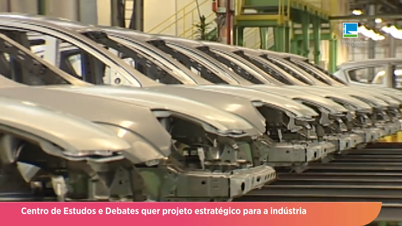 Centro de Estudos e Debates quer projeto estratégico para indústria