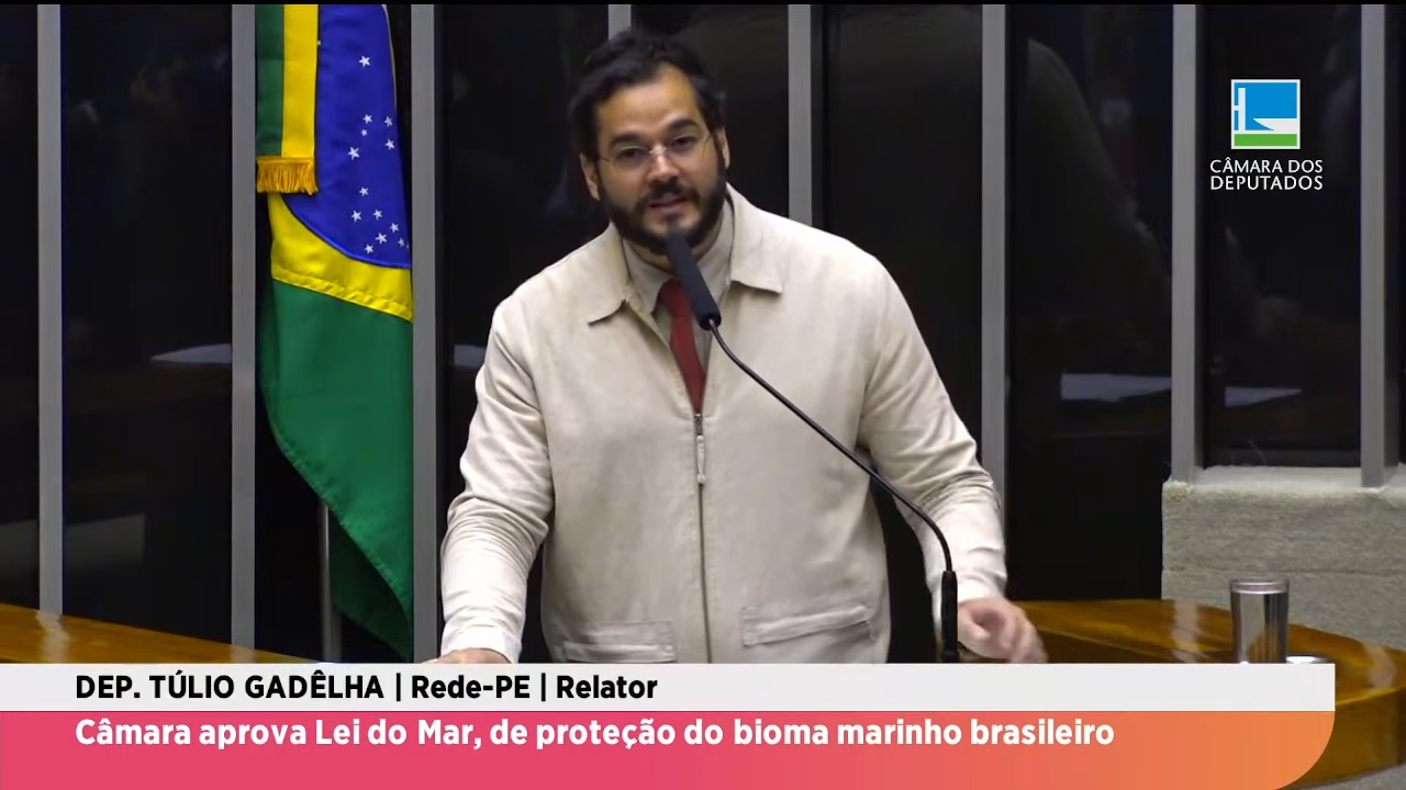 Direto da Câmara - Câmara aprova lei de proteção do bioma marinho