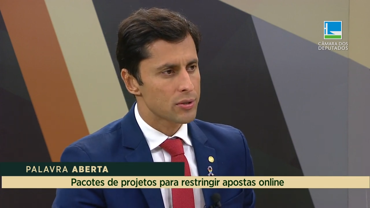 Duarte Jr. propõe pacote de projetos para restringir apostas on-line