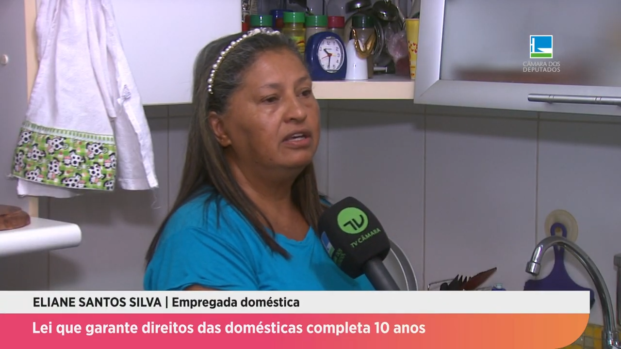 Lei que garante direitos das domésticas completa 10 anos