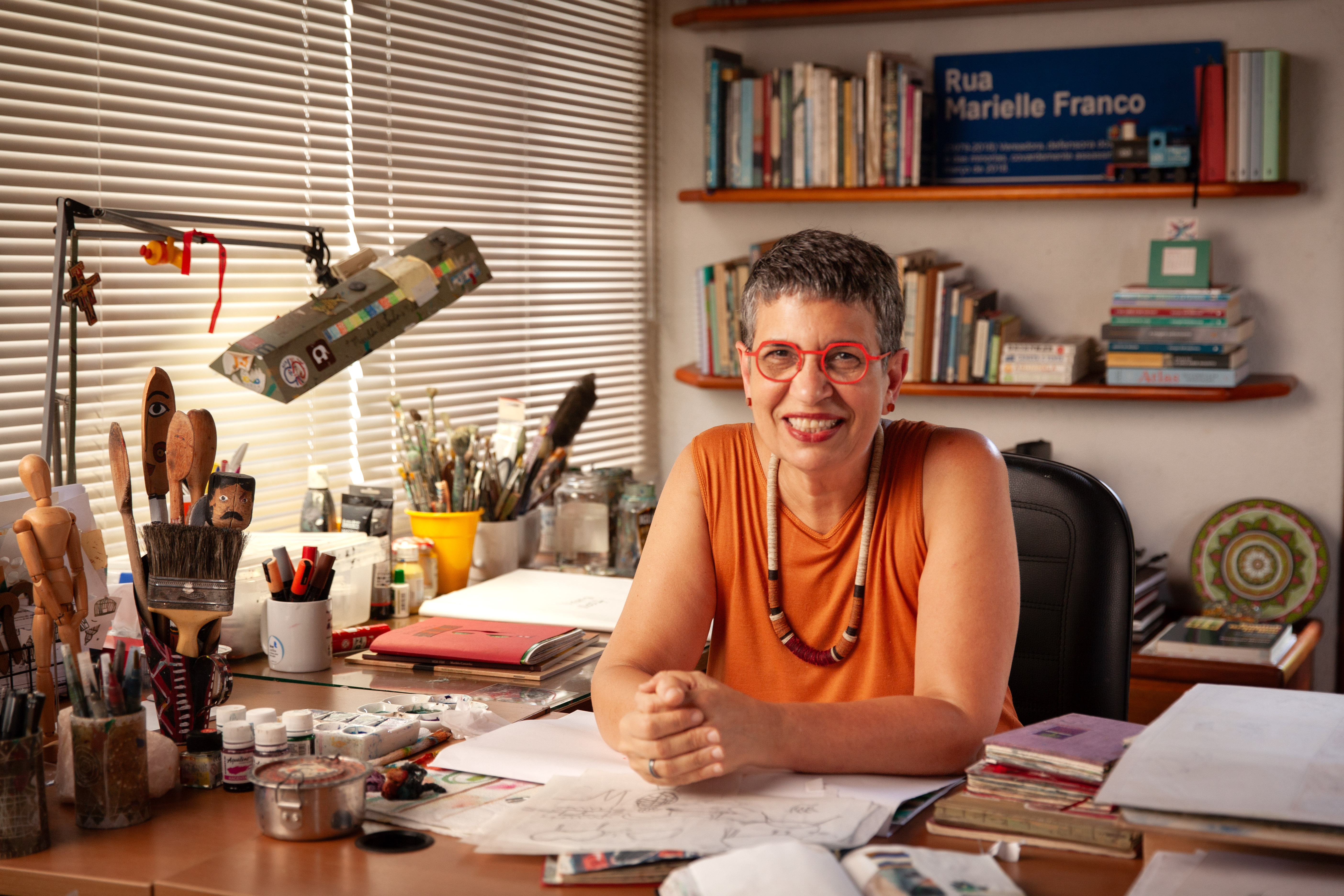 As narrativas visuais de Marilda Castanha -  Reprise