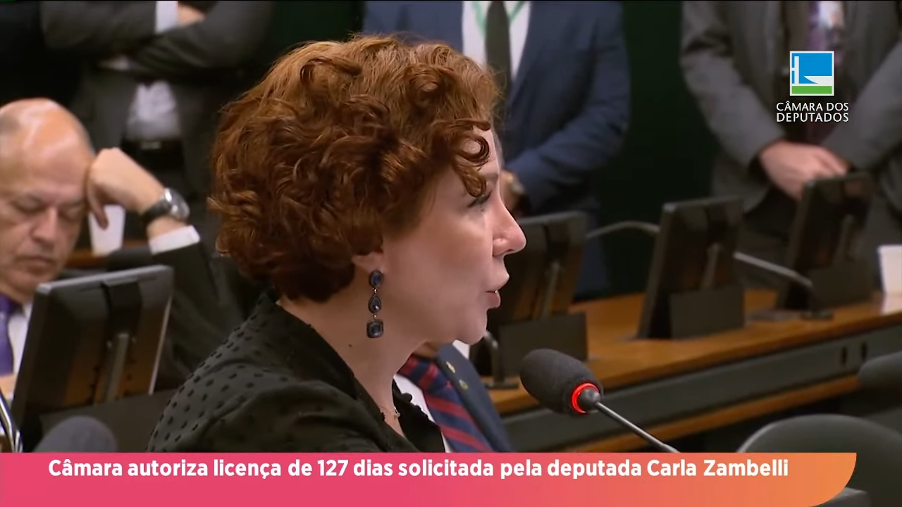Direto da Câmara - Carla Zambelli: Câmara publica licença da deputada