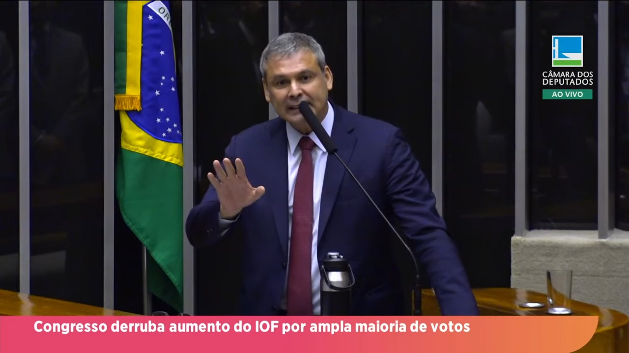 Direto da Câmara - Plenário aprova projeto que suspende aumento do IOF