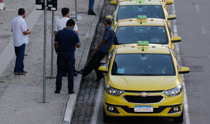Transporte - taxi - taxista - Táxis no Rio de Janeiro