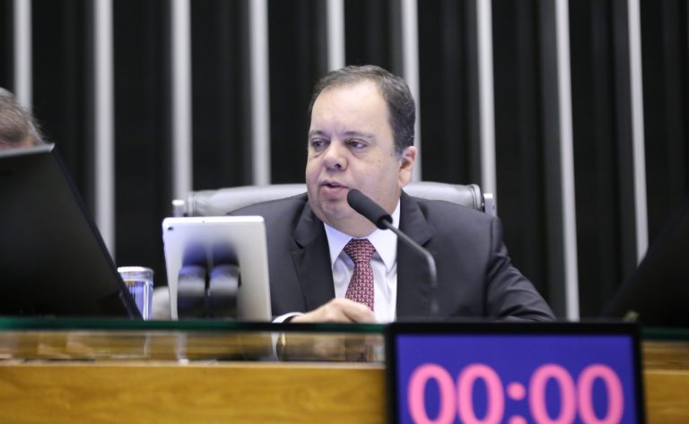 Discussão e Votação de Propostas Legislativas. Dep. Elmar Nascimento (UNIÃO - BA)