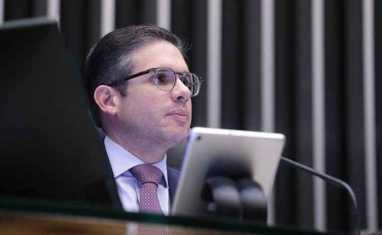 Discussão e Votação de Propostas Legislativas. Presidente da Câmara dos Deputados, Hugo Motta (REPUBLICANOS - PB)