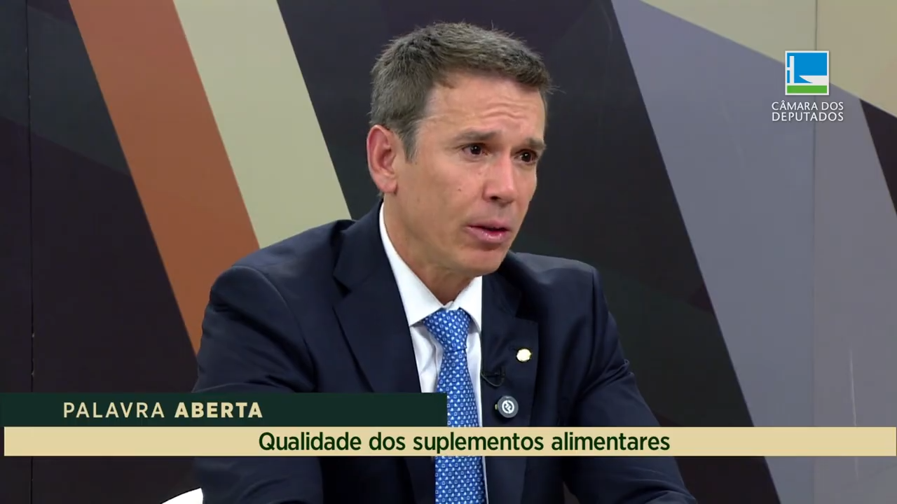 Felipe Carreras defende qualidade dos suplementos alimentares