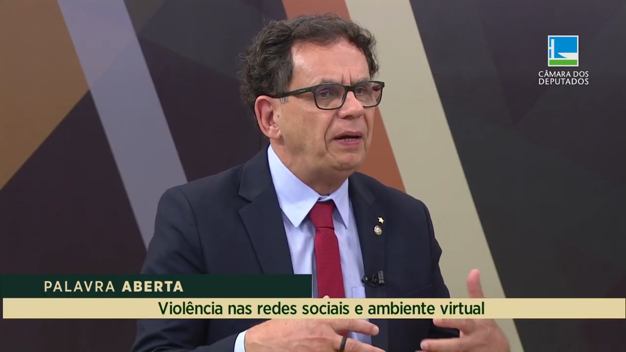 Reimont fala sobre violência nas redes sociais e ambiente virtual