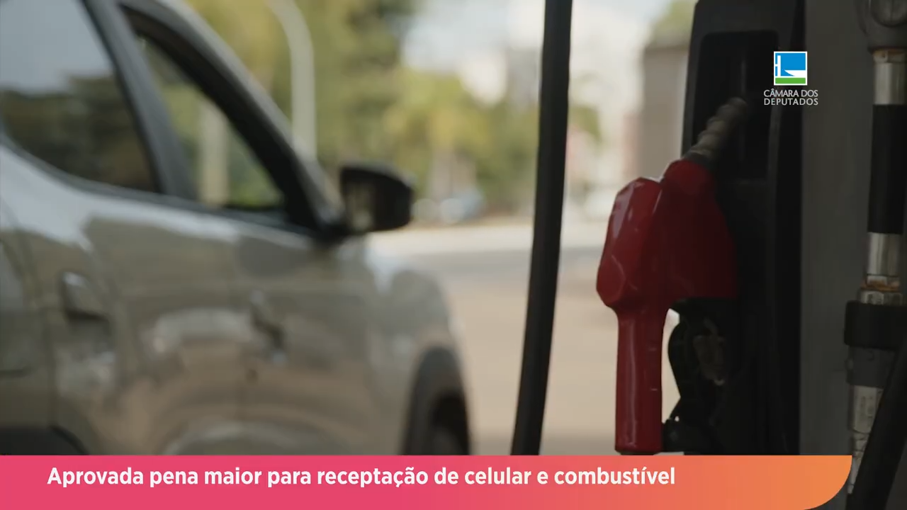 Aprovada pena maior para receptação de celular e de combustível