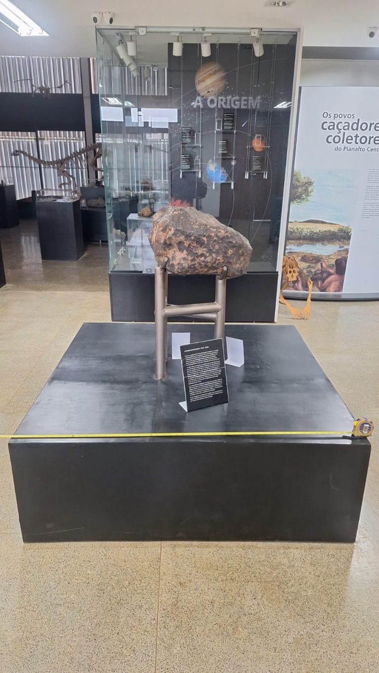 Câmara abre exposição de meteoritos na próxima semana