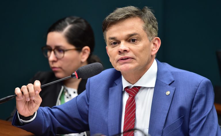 Audiência Pública - Situação atual e perspectivas do Sistema Nacional de Auditoria do SUS (SNA SUS). Dep. Dimas Gadelha(PT-RJ)