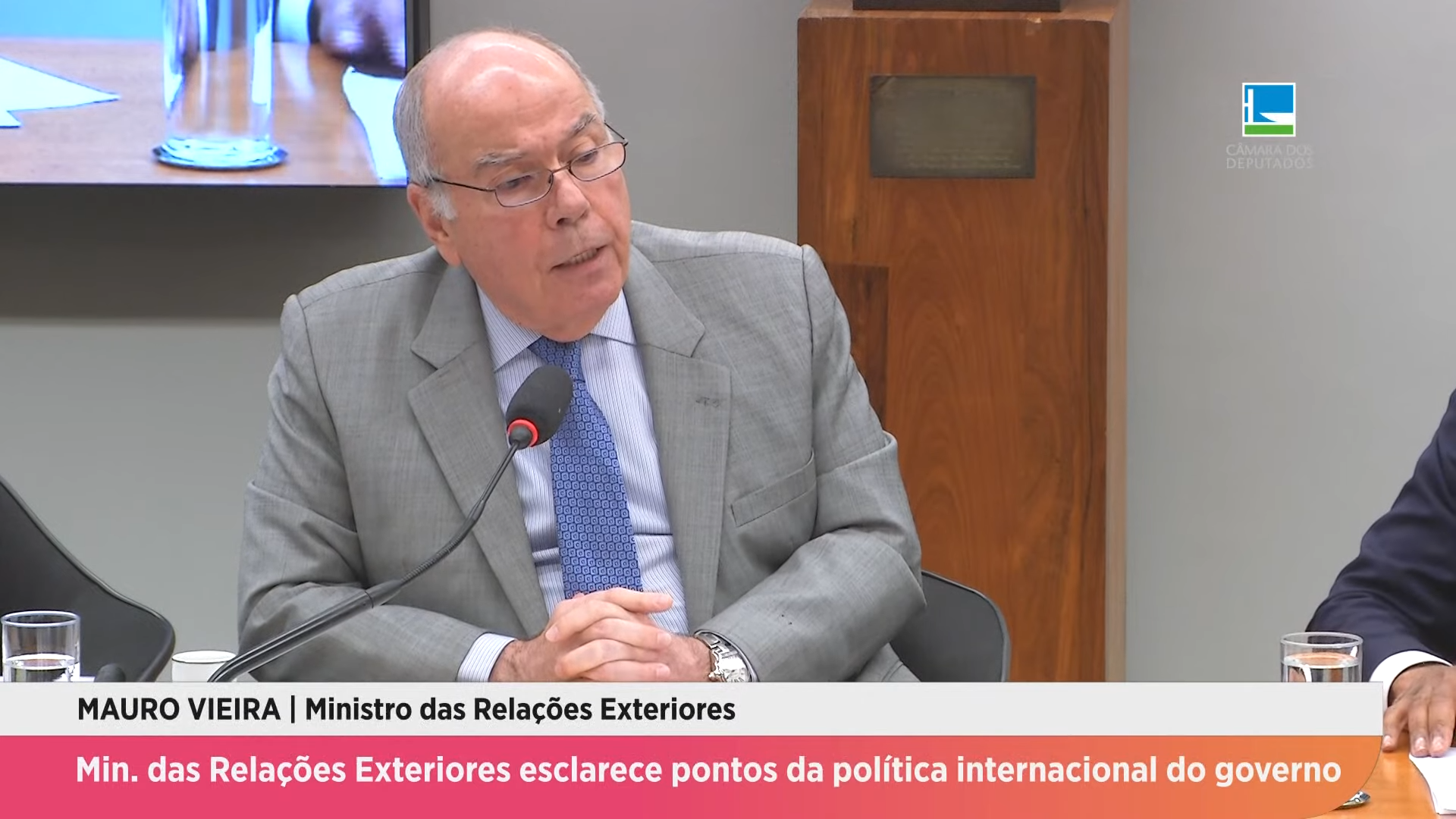 Ministro das Relações Exteriores esclarece pontos da política internacional do governo