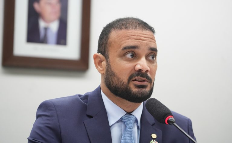 Audiência Pública - Separação de presos por facções criminosas e o impacto do controle exercido por essas organizações no sistema prisional brasileiro. Dep. Capitão Alden (PL-BA).