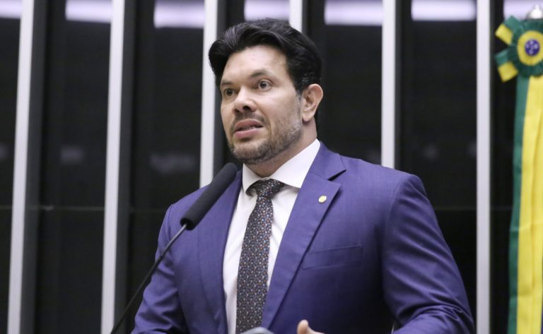 Discussão e votação de propostas legislativas. Dep. Acácio Favacho (MDB - AP)